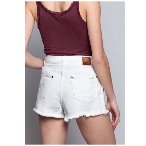 WHITE Distressed Jean shorts - Picture 11 of 14